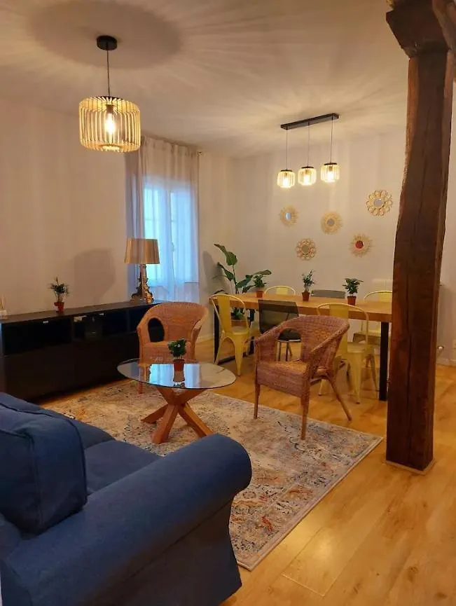 Homestay Habitacion En Apartamento Con Zonas Comunes Compartida Hn Bilbao Spain